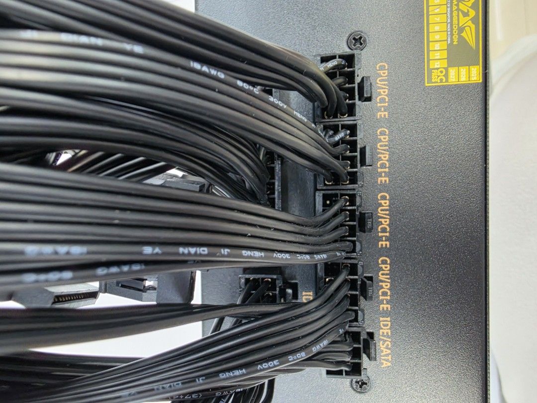 Armaggeddon Voltron 1000W 80+ Gold  Full Modular475533675929937921