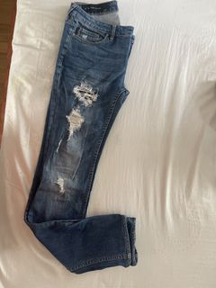 (Category: ) located in . Submitted by rafflesiapreloved (Listing ID 1442441541, Image 1). Description: .