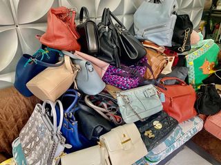 (Category: ) located in . Submitted by marscollectionsph (Listing ID 1442438559, Image 1). Description: .