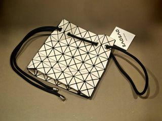 （分類：）位於 。 由 69raymond 提交（商品編號 1442480666，圖片 1）。簡介： 。