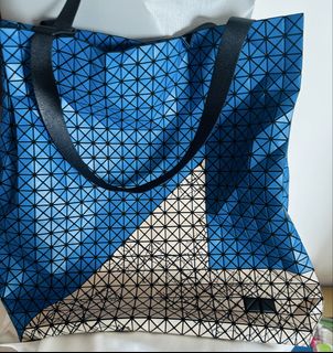 (Category: ) located in . Submitted by titicacaglassware (Listing ID 1442511207, Image 1). Description: .