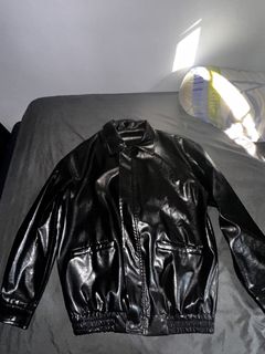(Category: ) located in . Submitted by uwuhello (Listing ID 1442494470, Image 1). Description: .