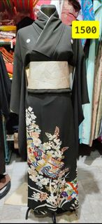 (Category: ) located in . Submitted by kimono_sisters27 (Listing ID 1442393006, Image 1). Description: .