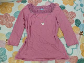 (Kategori: ) berada di . Dikirim oleh urfvrtclothes (ID iklan 1442401007, Gambar 1). Deskripsi: .