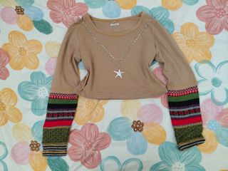 (Kategori: ) berada di . Dikirim oleh urfvrtclothes (ID iklan 1442401407, Gambar 1). Deskripsi: .