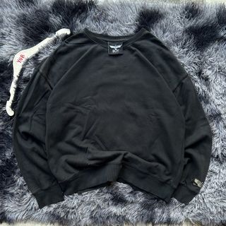 (Category: ) located in . Submitted by ynbgarments (Listing ID 1442465709, Image 1). Description: .