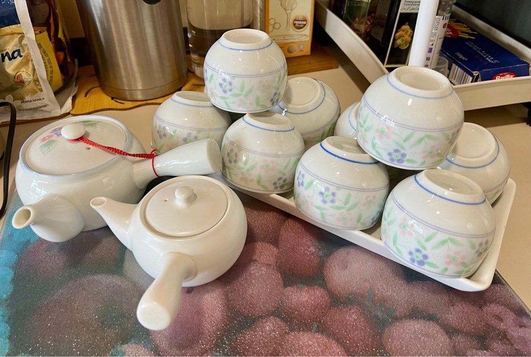 Brand New Japanese Style Teapot and Cups Set