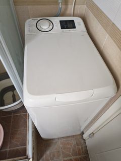 Zanussi Front Load Washing Machine, 家庭電器, 洗衣機及乾衣機 - Carousell