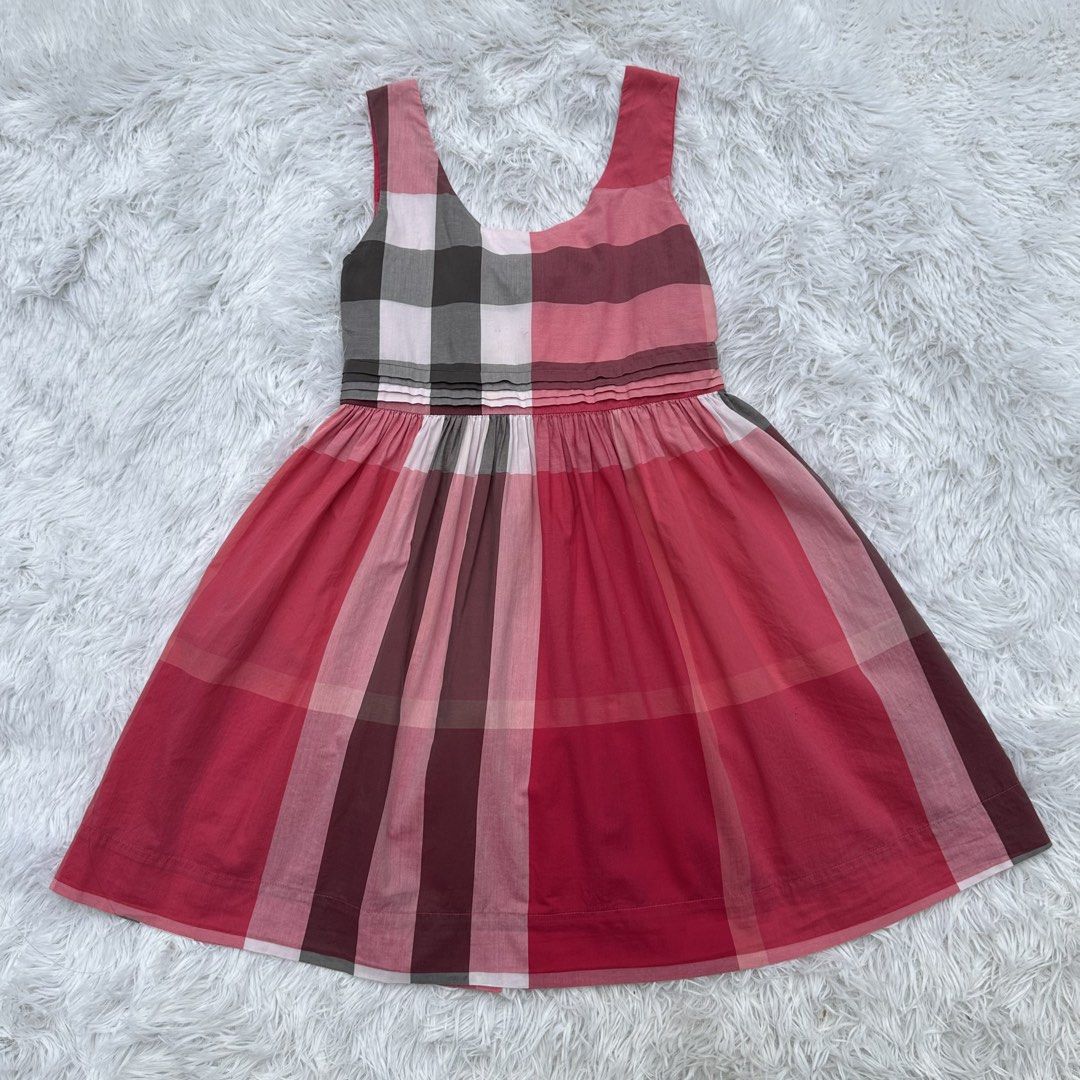 Burberry dress 10Y (Category: Babies & Kids Fashion) located in Dagupan City. Submitted by flor_sandra (Listing ID 1442499519, Image 1). Description: Likenew No flaws Not faded.