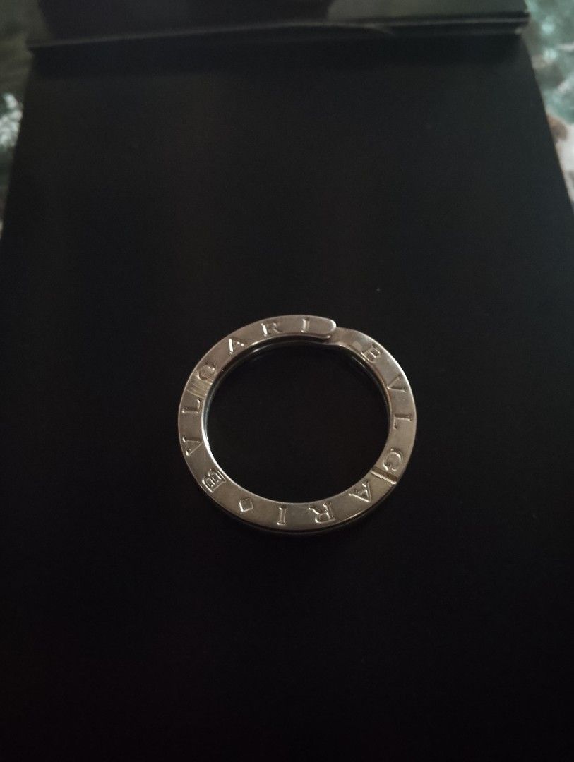 Bvlgari pendant (Category: Everything Else Others) located in Cebu City. Submitted by charm_charms66 (Listing ID 1442351043, Image 1). Description: Bvlgari silver pendant with slight scratches Negotiable 92.5 Silver from Japan payment first.