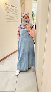 (Category: ) located in . Submitted by yusvogue (Listing ID 1442540571, Image 1). Description: .
