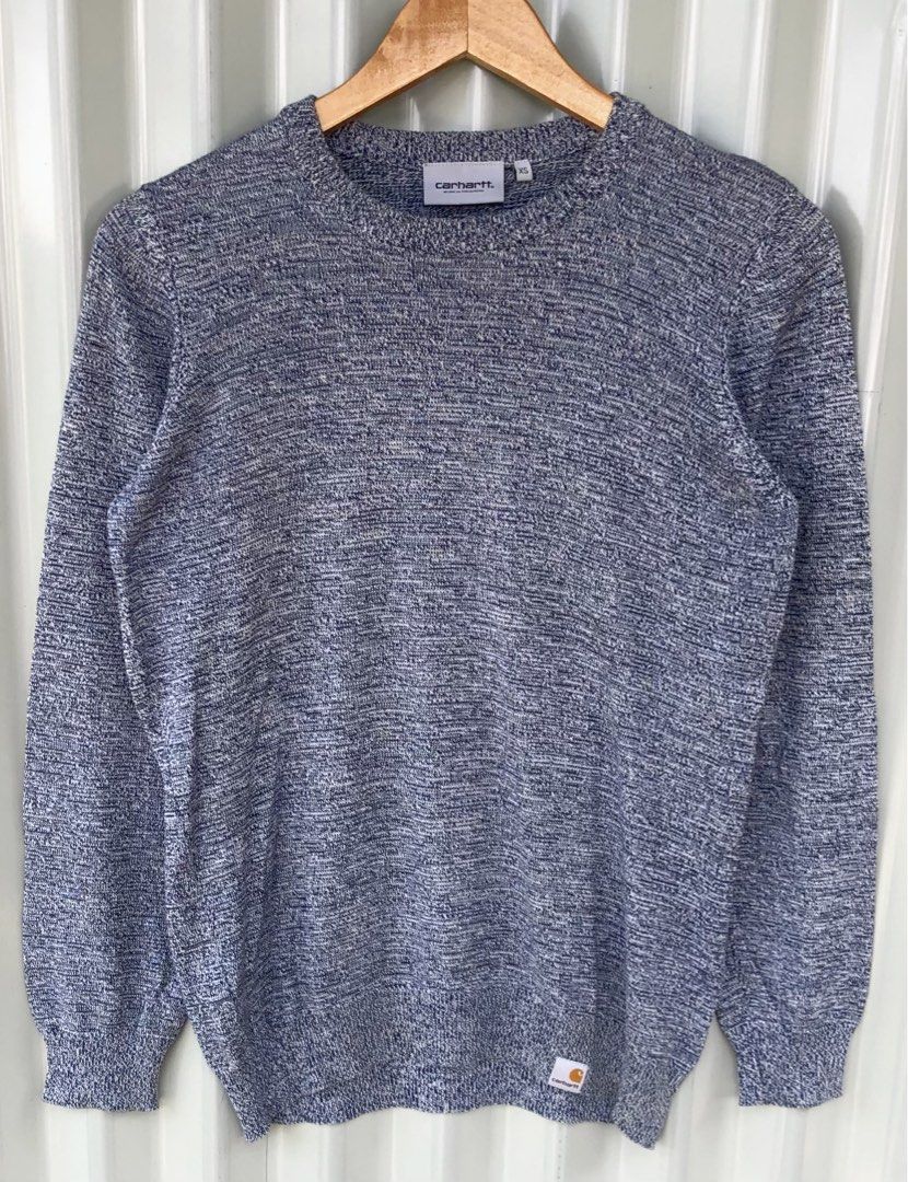Carhartt WIP Toss Sweater (Category: Longsleeves) located in Manila. Submitted by saycoauldrey (Listing ID 1442445850, Image 1). Description: -Length 26 -Width 19 -Cr 9.8 -Condition 9.5/10 -Issue None.