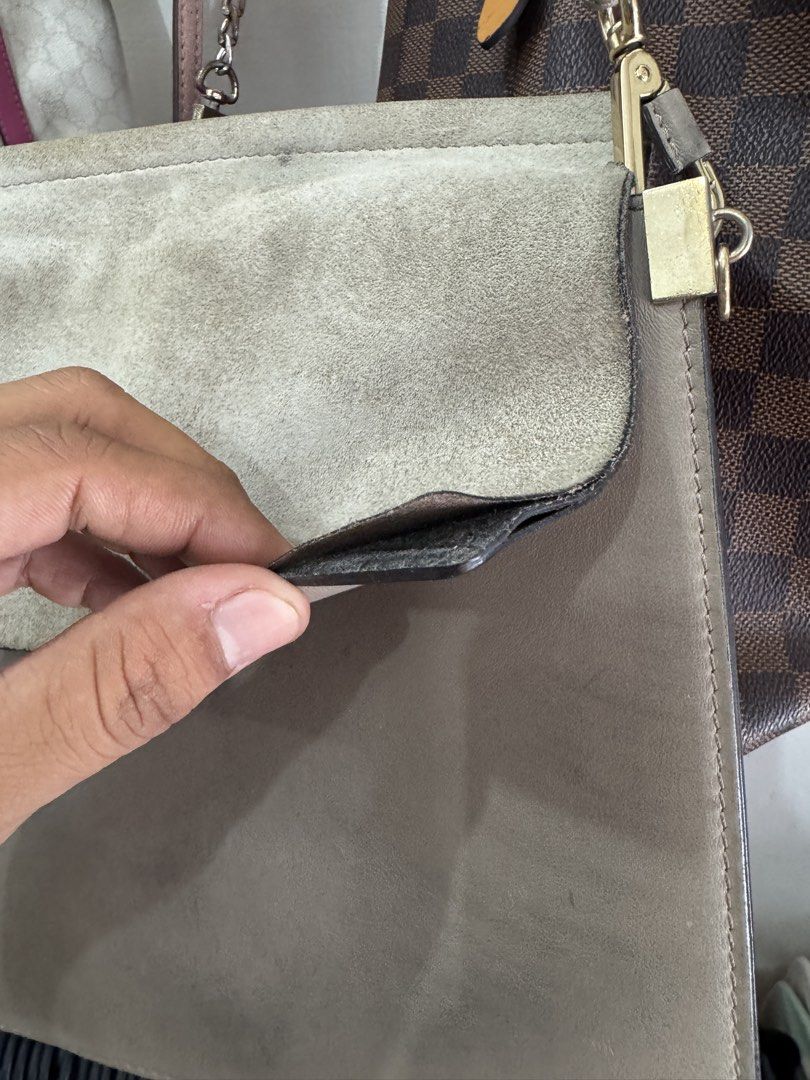 Chloe (Category: Luxury Bags & Wallets) located in Paranaque City. Submitted by emzszs (Listing ID 1442458555, Image 3). Description: Need retouc.
