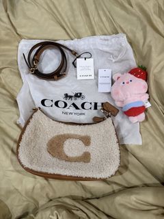(Category: ) located in . Submitted by milktote (Listing ID 1442432853, Image 1). Description: .