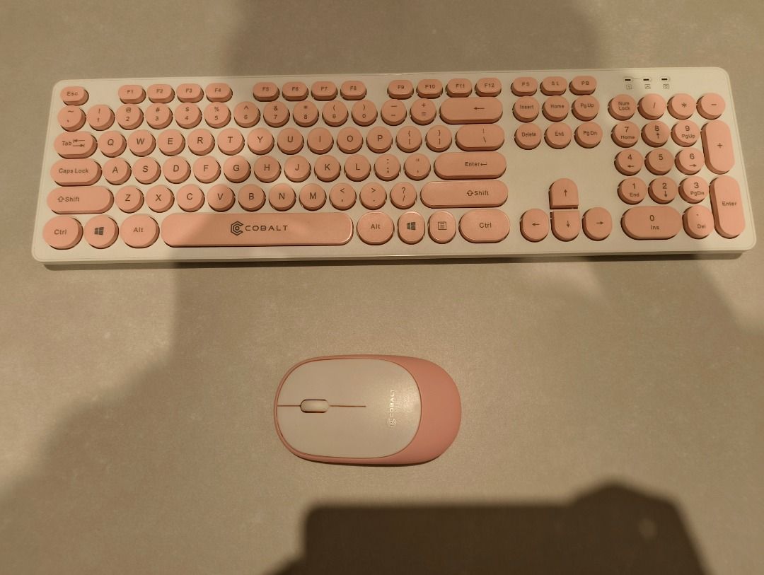 COBALT Bubble Keys Wireless Keyboard and Mouse Set475989957674291200