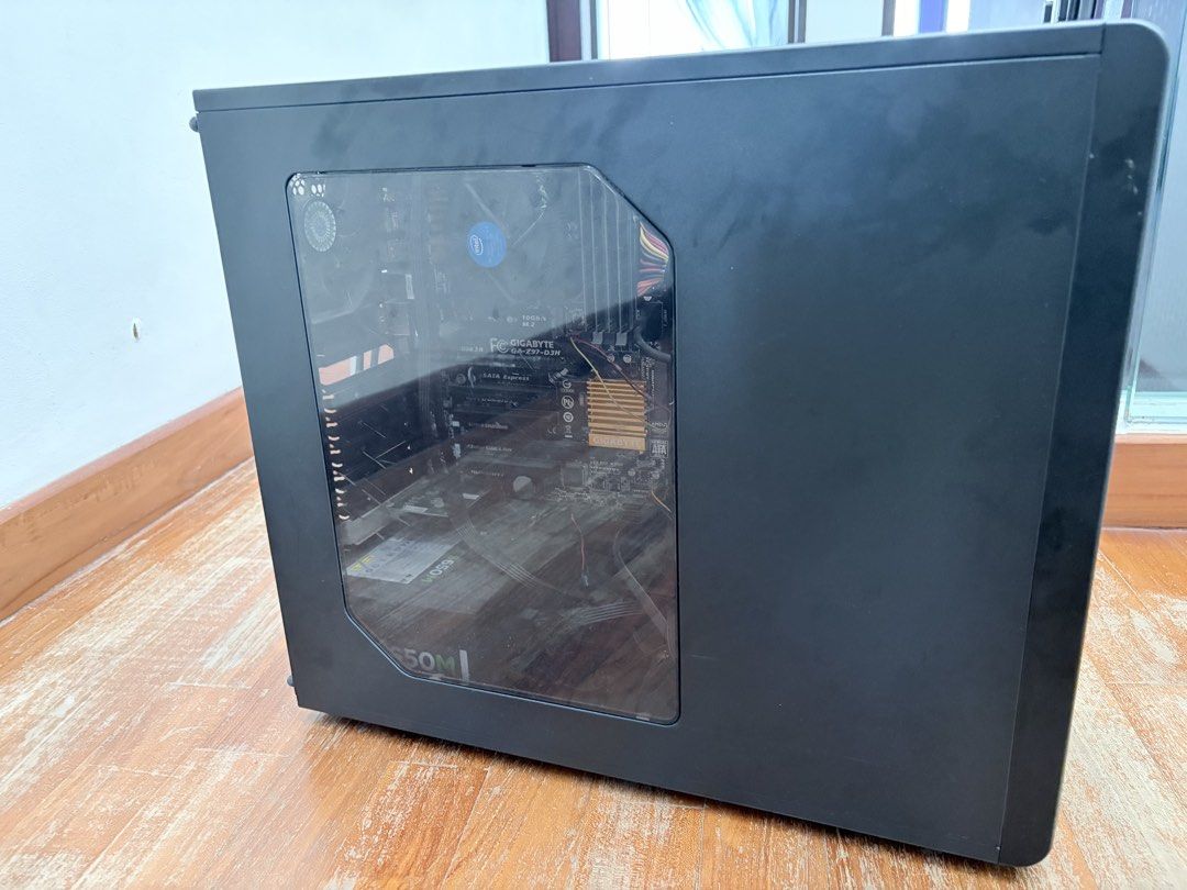 Cooler Master Desktop PC Case with Gigabyte Motherboard475623795186749443