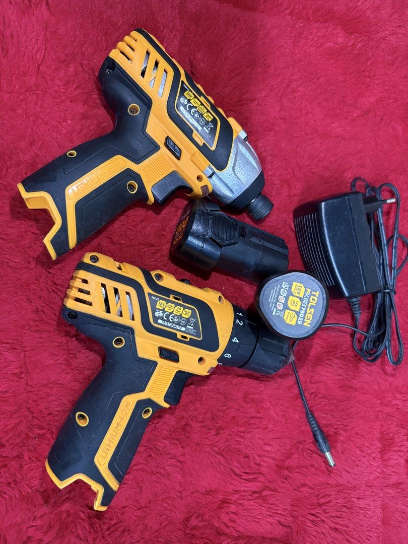 Cordless drill & impact driver set (Category: Home Repairs) located in Makati City. Submitted by mayangqoh05 (Listing ID 1442458005, Image 2). Description: Pre-loved Cordless drill & inpact driver set Hindi nagagamit, pwde sa maarte. .