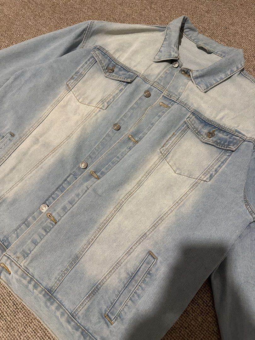 Denim Jacket (Category: Coats, Jackets and Outerwear) located in Nilai. Submitted by zp_storeee (Listing ID 1442531735, Image 3). Description: Denim Jacket For Sale❗ •Condition 9/10 •Small Stain •Thick Cotton •Preloved •Pit:25 inch •Labuh:28 inch •Material:73% Cotton & 18% Polysester Price RM40 dfod Semenanjung) Plus RM 16 untuk postage Sabah/Sarawak.