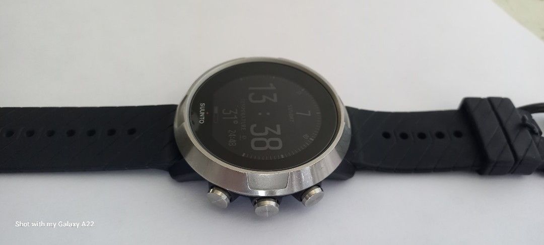 Diving computer (Category: Watches) located in Semporna. Submitted by cleverhorse-6140 (Listing ID 1442393192, Image 1). Description: - Suunto Smartwatch with Black Strap - Displays Time, Date, and Temperature - Dive Features: Depth and Pressure Readings - Round Watch Face with Durable Metal Bezel - Easy Navigation with Side Buttons - Ideal for Outdoor Adventures and Diving -total dives 500++ -new battery -new moniter screen -pressure test depth 