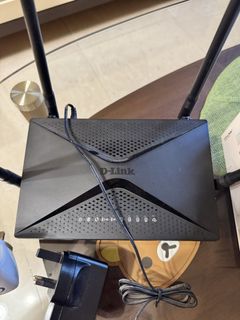 D-Link Wireless Router + TP-Link WiFi Range Extender485275970327685120