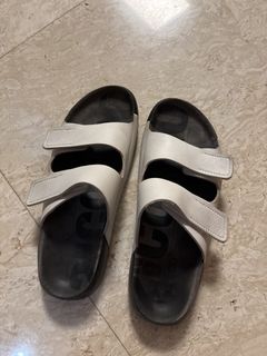 (Category: ) located in . Submitted by jennyjennysg (Listing ID 1442459130, Image 1). Description: .