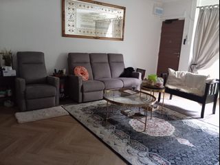 (Category: ) located in . Submitted by aaryanary (Listing ID 1442437949, Image 1). Description: .