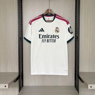 (Category: ) located in . Submitted by TheFootballKits (Listing ID 1442506840, Image 1). Description: .