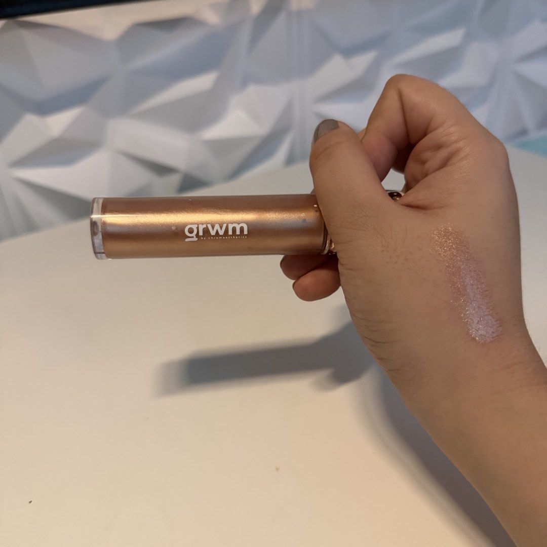 GRWM Glow Tint Liquid Highlighter in Paris (Category: Makeup) located in Caloocan City. Submitted by blessedclothingph (Listing ID 1442450013, Image 1). Description: .