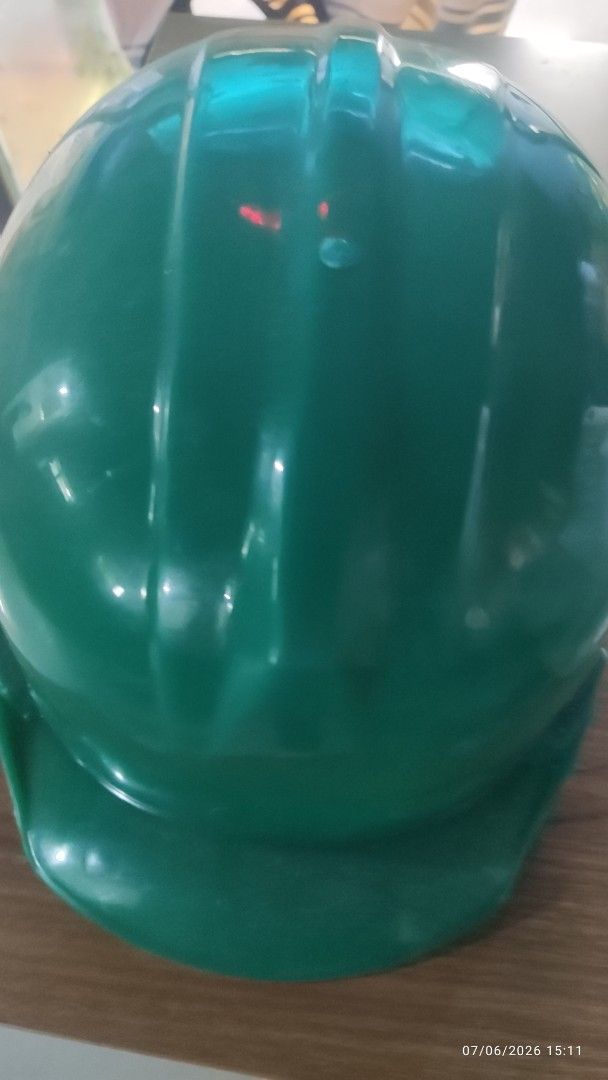 Hard hat for kids (Category: Babies & Kids Fashion) located in Manila. Submitted by ruane_raleigh12 (Listing ID 1442410523, Image 2). Description: isang beses nagamit Ng kinder ko.