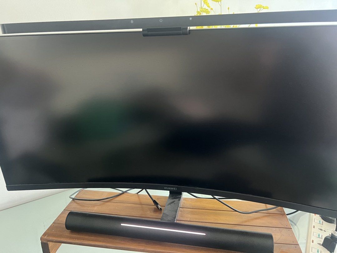 Huaweu MateView Gt (Category: Monitor Screens) located in Taguig. Submitted by baillokate76044 (Listing ID 1442367291, Image 3). Description: Huawei MateView GT 27” Curved Gaming Monitor with box 2560×1440 QHD Resolution 165Hz Refresh Rate 1500R Curved VA Panel Complete with original box Excellent working condition Desk lamp includedp ₱19,999 negotiable .