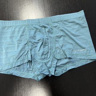 (Category: ) located in . Submitted by hello-23 (Listing ID 1442456575, Image 1). Description: .
