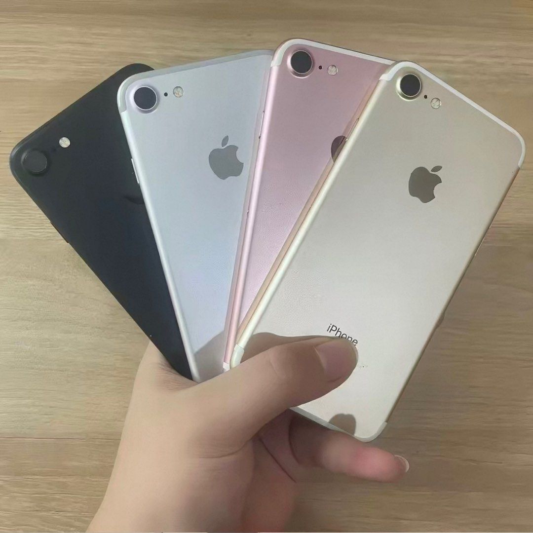 iPhone 7 Plus 金色 128GB （分類：iPhone 7 系列）位於 Hong Kong。 由 huaqiangbe 提交（商品編號 1442455945，圖片 1）。簡介： iPhone 7 Plus 128GB 金色。雙鏡頭，影相一流。機身冇花痕，操作正常。送充電線同火牛。有盒全部都是原裝沒有換過的拍照很好看。