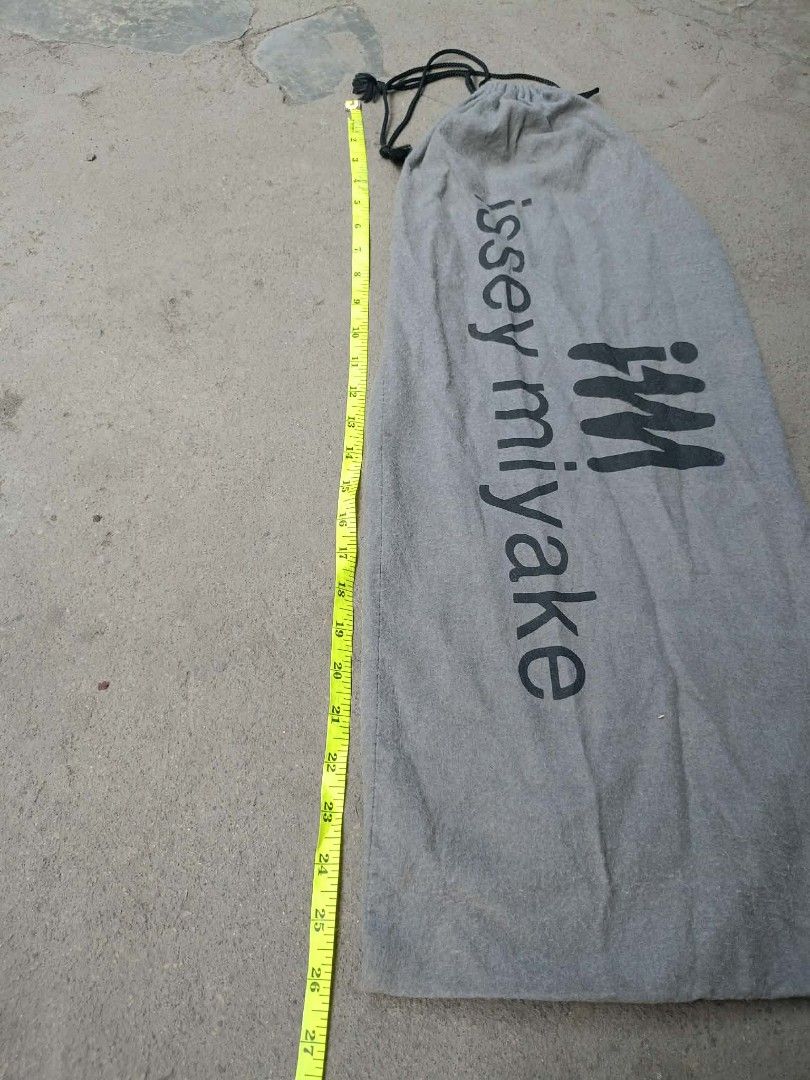 ISSEY MIYAKE (Category: Belt bags, Clutches and Pouches) located in General Santos City (Dadiangas). Submitted by evolveorrepeat1991 (Listing ID 1442486831, Image 3). Description: issey miyake fabric dustbag in pristine condition dm.