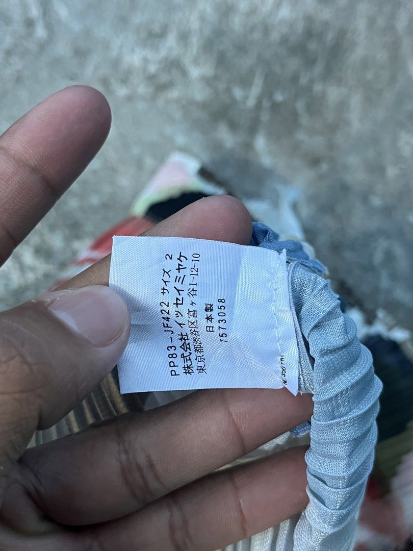 Issey Miyake pleats please graffiti paint pants (Category: Other Bottoms) located in San Fernando. Submitted by geramel07 (Listing ID 1442449864, Image 3). Description: Issey Miyake pleats please graffiti paint pants - Size 2 on tag (w'28 / l'34 - Excellent to As new Condition - Cr: 9.5/10 - No Issue - ₱2,000.