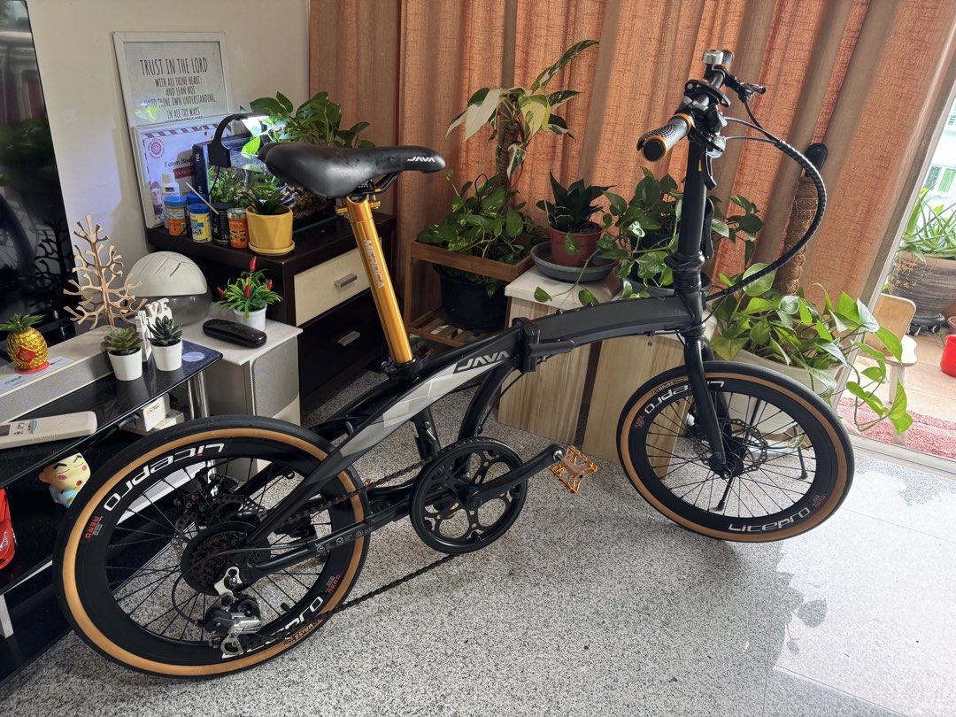 JAVA ZELO V2 (Category: Bicycles) located in Singapore. Submitted by goodsamaritantrade (Listing ID 1442453623, Image 1). Description: .