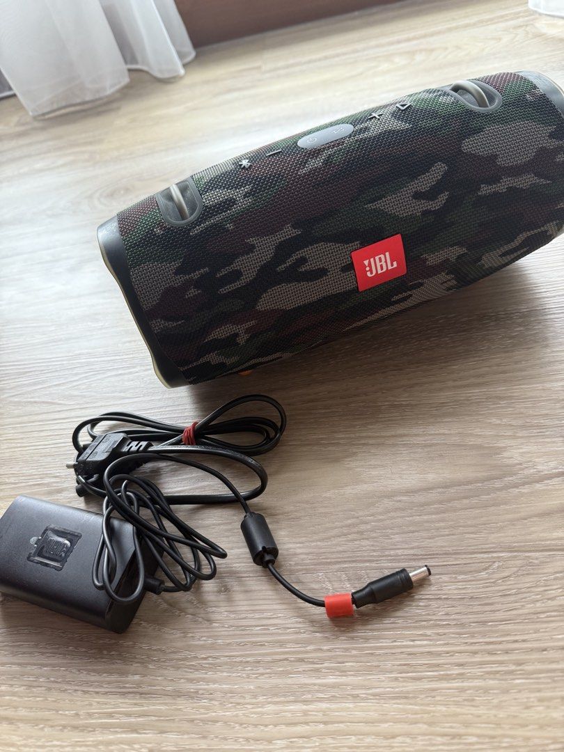 JBL Extreme 2 Bluetooth Speaker