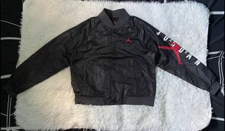 (Category: ) located in . Submitted by autothrift (Listing ID 1442400701, Image 1). Description: .