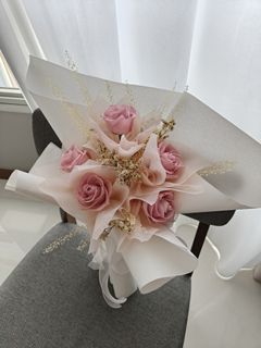 Korean Minimalist With Bloomed Rose Collection item 1