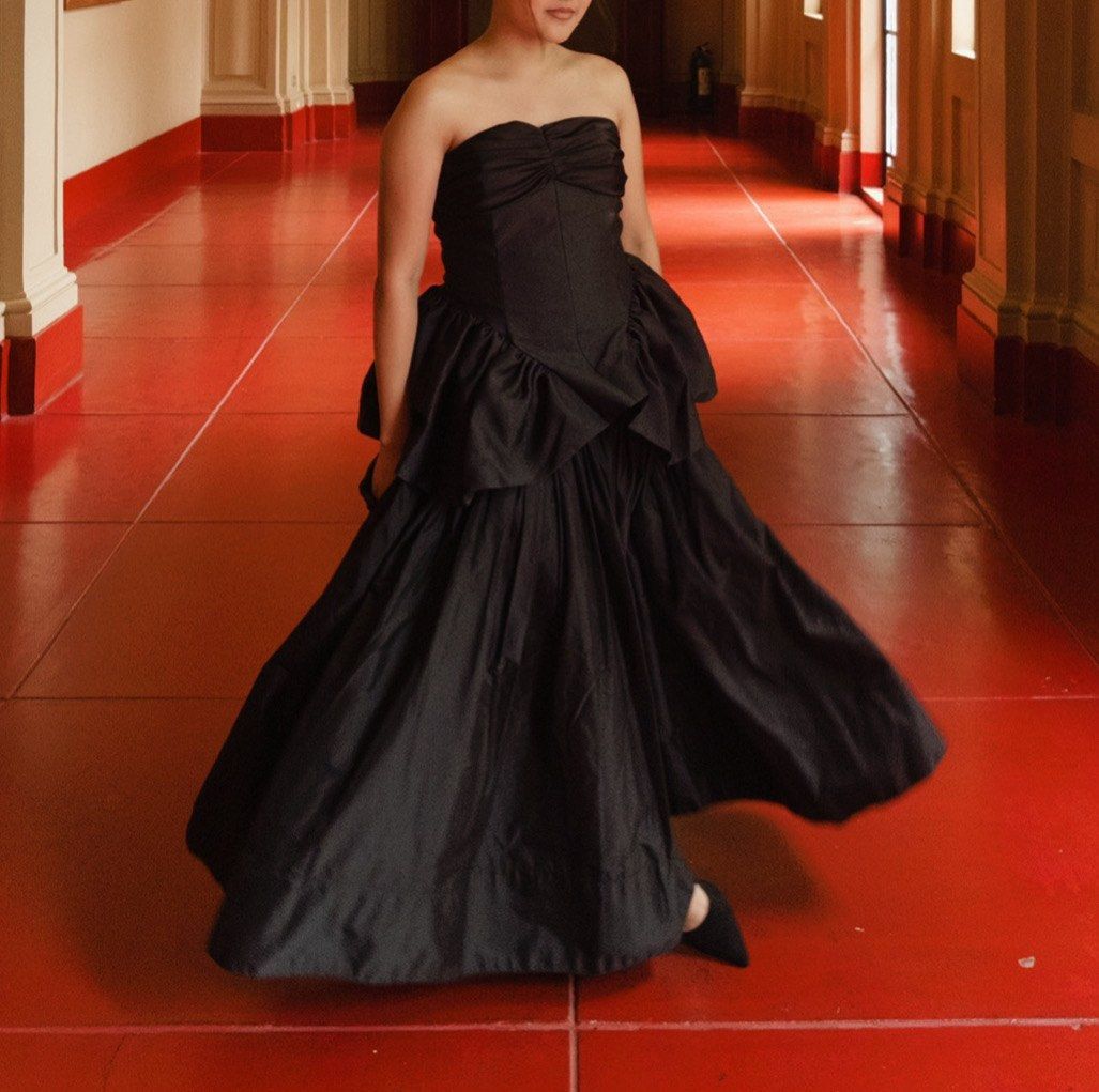 [For Rent] Laure by Roma (Category: Dresses) located in Mandaluyong City. Submitted by lostintheclouds (Listing ID 1442411219, Image 2). Description: Lucianna Top Maisie Skirt Rent: ₱1,500 for 2 days max Security deposit: ₱1000 (Refundable) Measurements: Top: Bust: 31 | Hip: 35 Skirt Waist: 27 | Length: 35 note: - worn twice only for grad photoshoot and graduation day :)) - i didn’t iron it on the photos that’s why it’s wrinkly lol 🏷️ helping ta