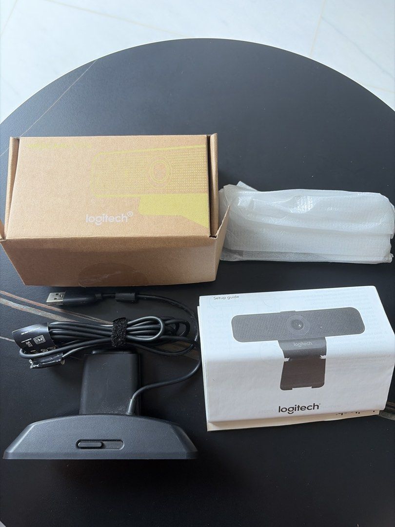 Logitech Webcam with Box and Accessories475509083142236161