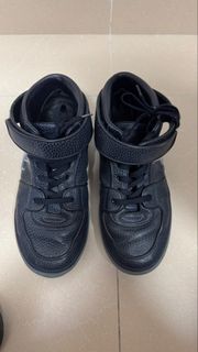 （分類：）位於 。 由 sellsellthingssssss 提交（商品編號 1442510387，圖片 1）。簡介： 。