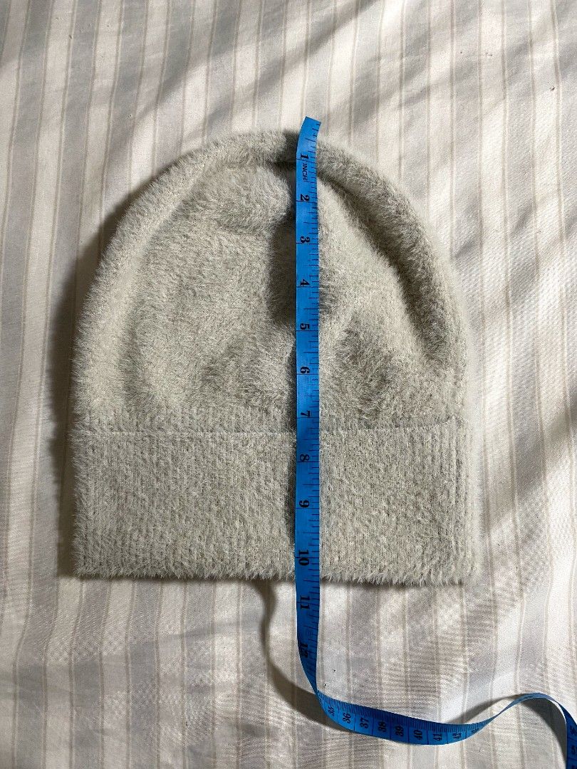 Love Bonito - Fluffy Knit Beanie (Category: Hats & Beanies) located in Castillejos. Submitted by lalainecloset22 (Listing ID 1442390131, Image 3). Description: - Brand: Love Bonito - Style: Fluffy Knit Beanie - Condition: 4/4 (Excellent) - Material: Soft and cozy knit - Perfect for staying warm and stylish.