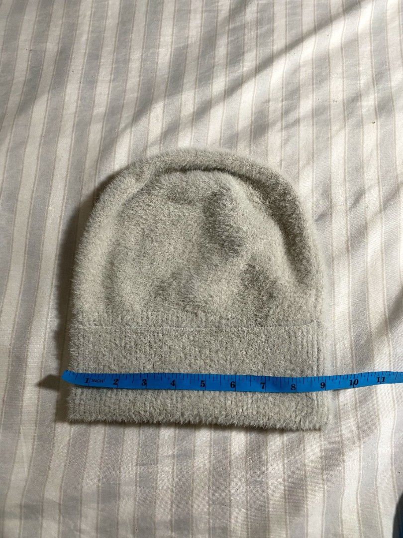 Love Bonito - Fluffy Knit Beanie (Category: Hats & Beanies) located in Castillejos. Submitted by lalainecloset22 (Listing ID 1442390131, Image 2). Description: - Brand: Love Bonito - Style: Fluffy Knit Beanie - Condition: 4/4 (Excellent) - Material: Soft and cozy knit - Perfect for staying warm and stylish.