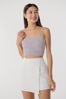 (Category: ) located in . Submitted by clearmywardrobeplssssss (Listing ID 1442413399, Image 1). Description: .