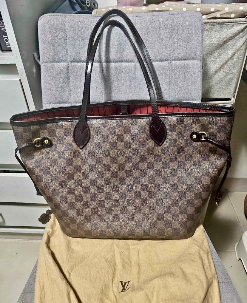 LV Never Full MM Shoulder Bag🤎 (Category: Luxury Bags & Wallets) located in Manila. Submitted by luxurycollectionhouse (Listing ID 1442462980, Image 1). Description: 100% Authentic|Original‼️ Strictly No Return No Exchange Unless Proven Fake By A Legitimate Third Party Authenticator, We Do Money Back Guarantee❗️‼️❗️ INCLUSIONS: Original LV Dustbag And Paper Bag. CONDITION:In Very Good Condition With Sign Of Usage. Color: Browns. Size: MM. Materi