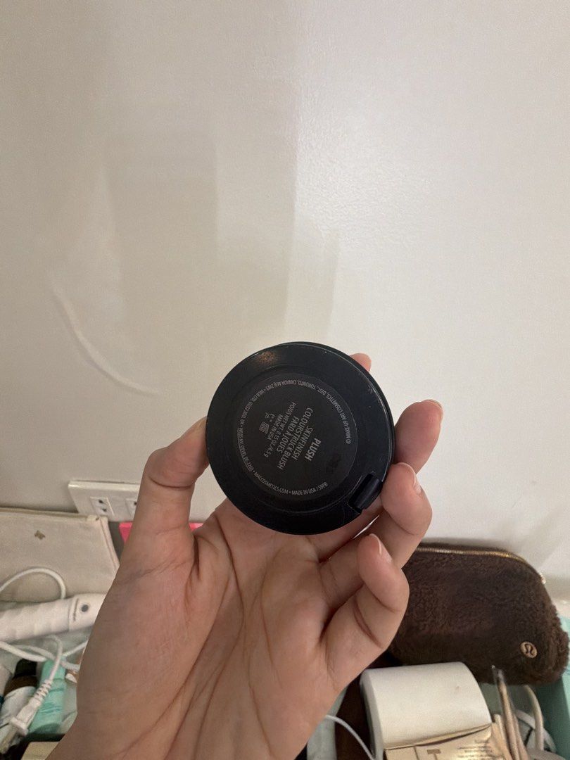Mac blush (Category: Makeup) located in Quezon City. Submitted by destashingmycloset (Listing ID 1442461225, Image 2). Description: .