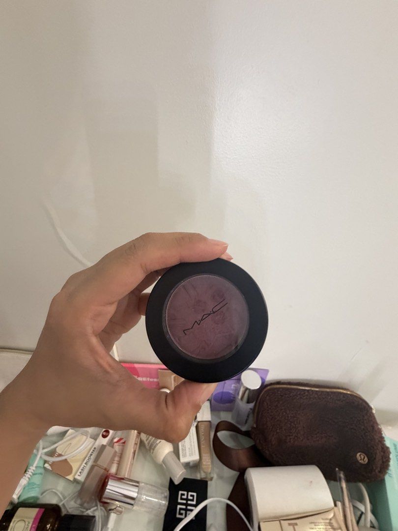 Mac blush (Category: Makeup) located in Quezon City. Submitted by destashingmycloset (Listing ID 1442461225, Image 1). Description: .