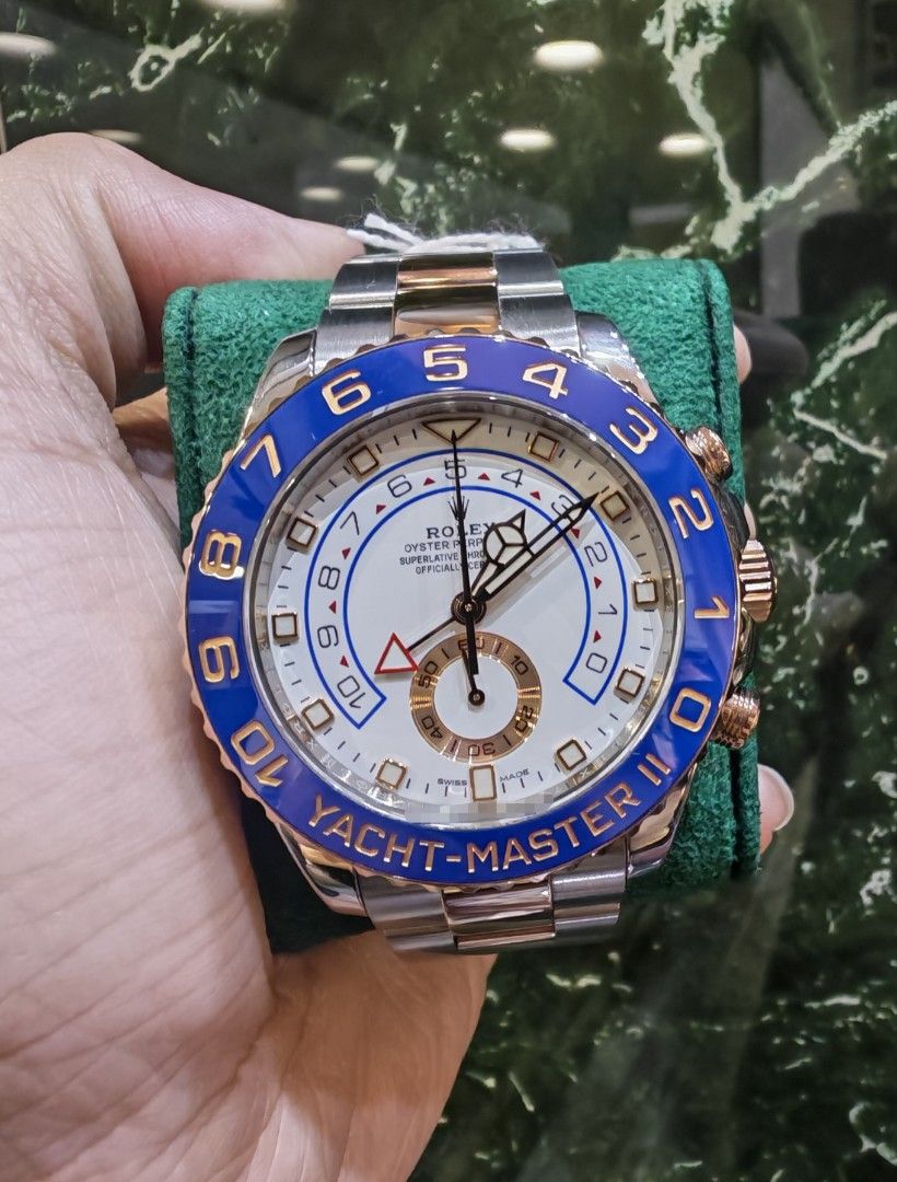 March 2021 Rolex Yachtmaster 44 half ROSE gold white dial 116681 (Category: Watches) located in Singapore. Submitted by hengwatch (Listing ID 1442446598, Image 1). Description: Rolex Yacht master 44 HALF ROSE GOLD white dial new style Mercedes hands and dial model 116681 very mint condition comes with box and cert dated March 2021 with white tag with matching serial number selling for $26500 hsbc and standard chartered and dbs and uob and OCBC ip
