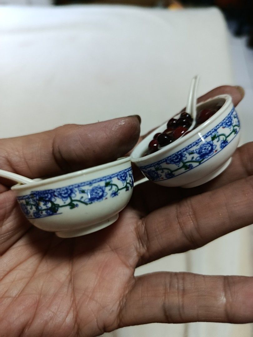 Miniature beans on bowl take 2 for p50 (Category: Dinnerware & Cutlery) located in Quezon City. Submitted by kristal68 (Listing ID 1442348575, Image 2). Description: .