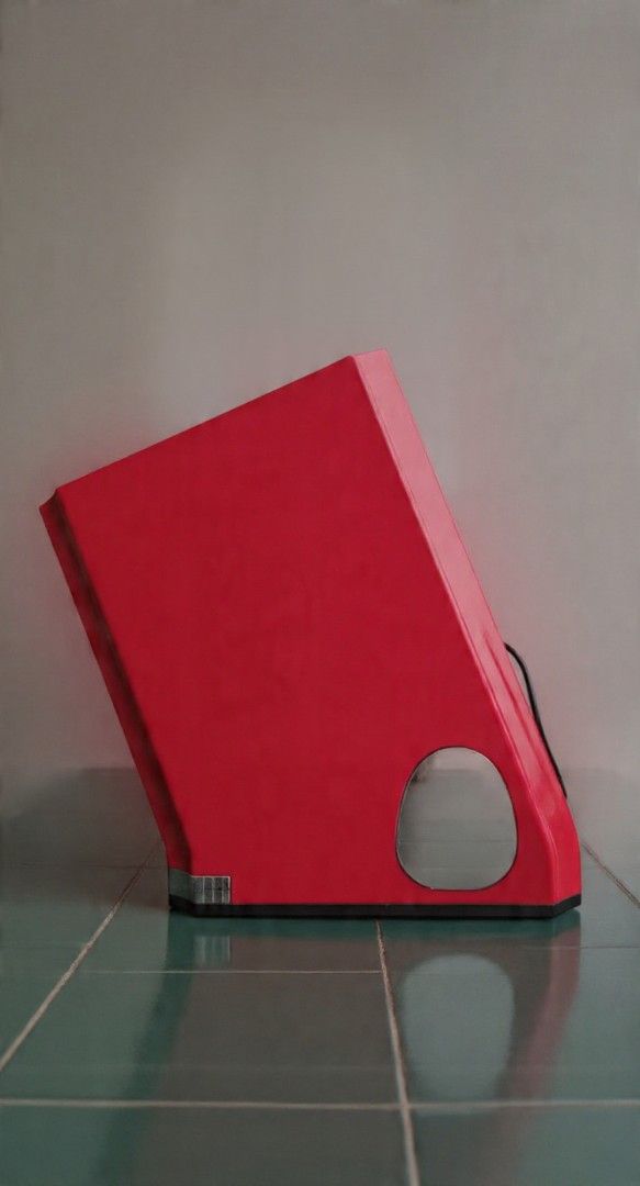 Multi function knife block (Category: Other Kitchenware & Tableware) located in Singapore. Submitted by farsterbi (Listing ID 1442494677, Image 2). Description: Knife sharpener/Sterilizer/Dryer. - Big Slot for UV sterilisation of knives and hot air drying of knives - Come with power adapter, plug in and use.